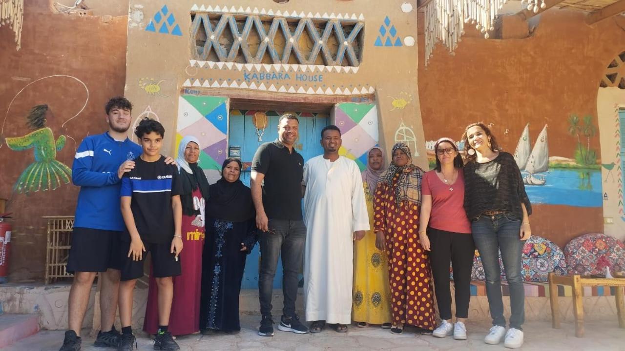 Kabara Nubian House Hotel Абу Симбел Стая снимка